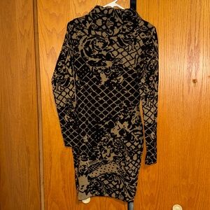 VENUS Sweater Dress. Size S.